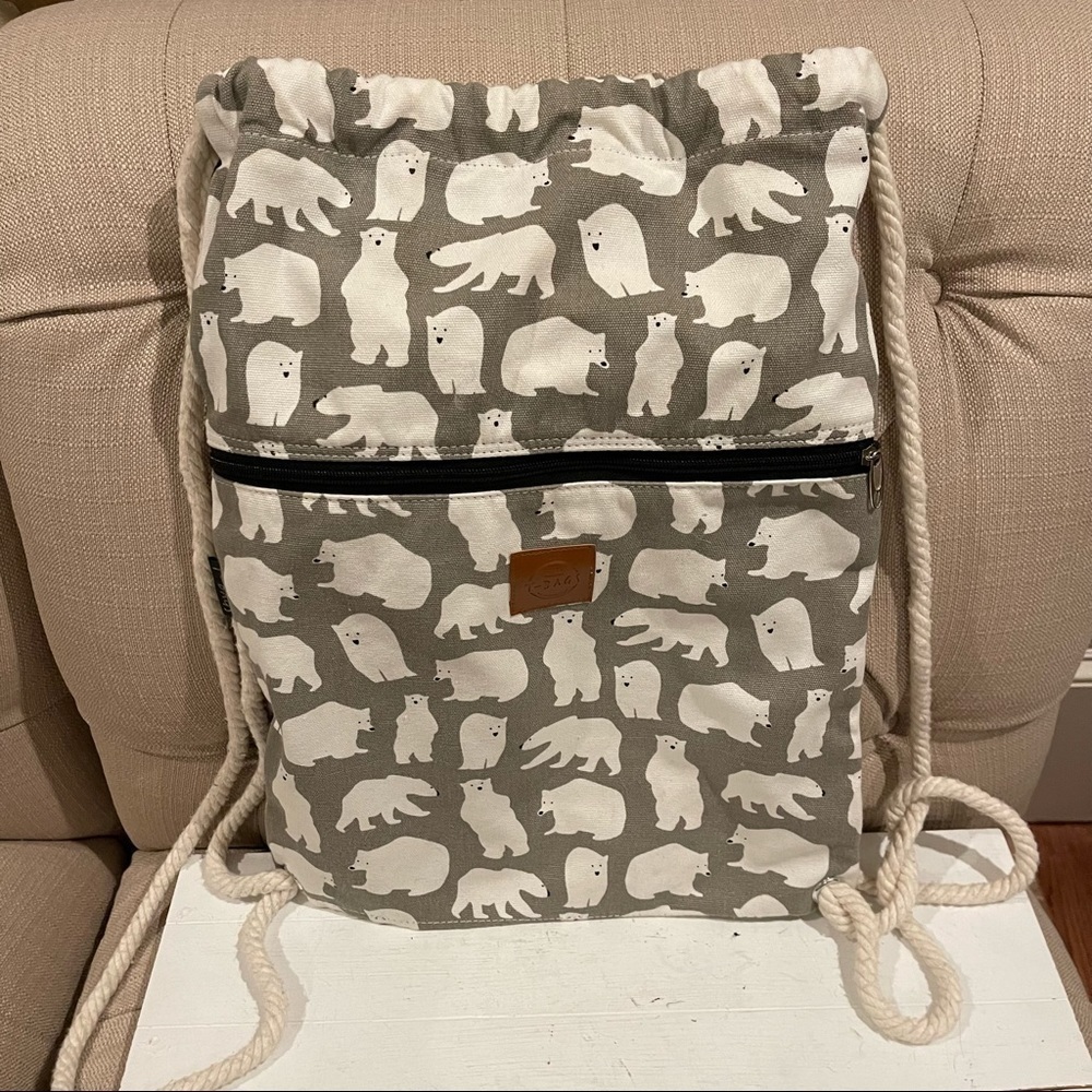𝅺t-bags Polar Bear Print Drawstring Back Pack with Extra Zipper pocket